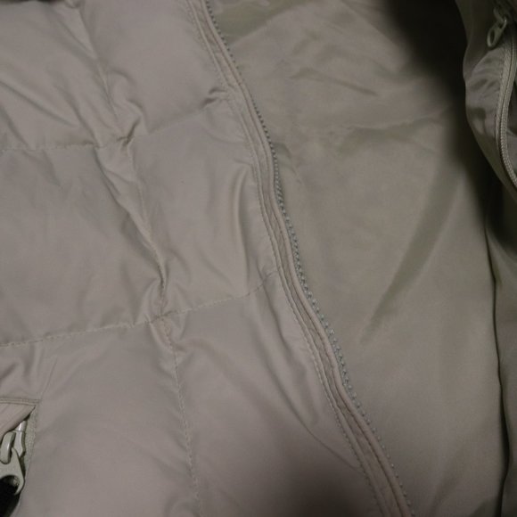 Columbia Puffer Vest - Picture 6 of 7